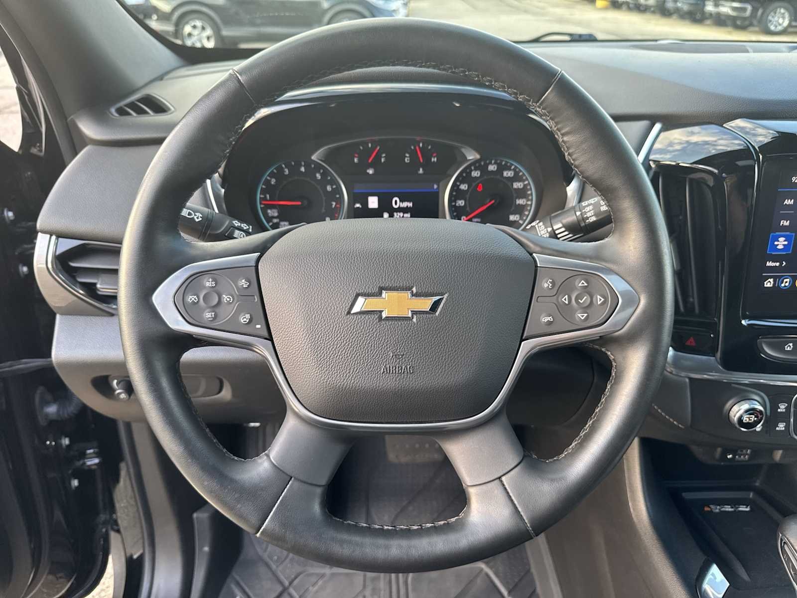 2023 Chevrolet Traverse 3LT - Photo 10