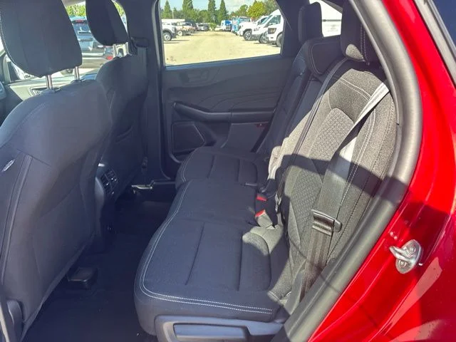 Used 2025 Red Ford Active image 10