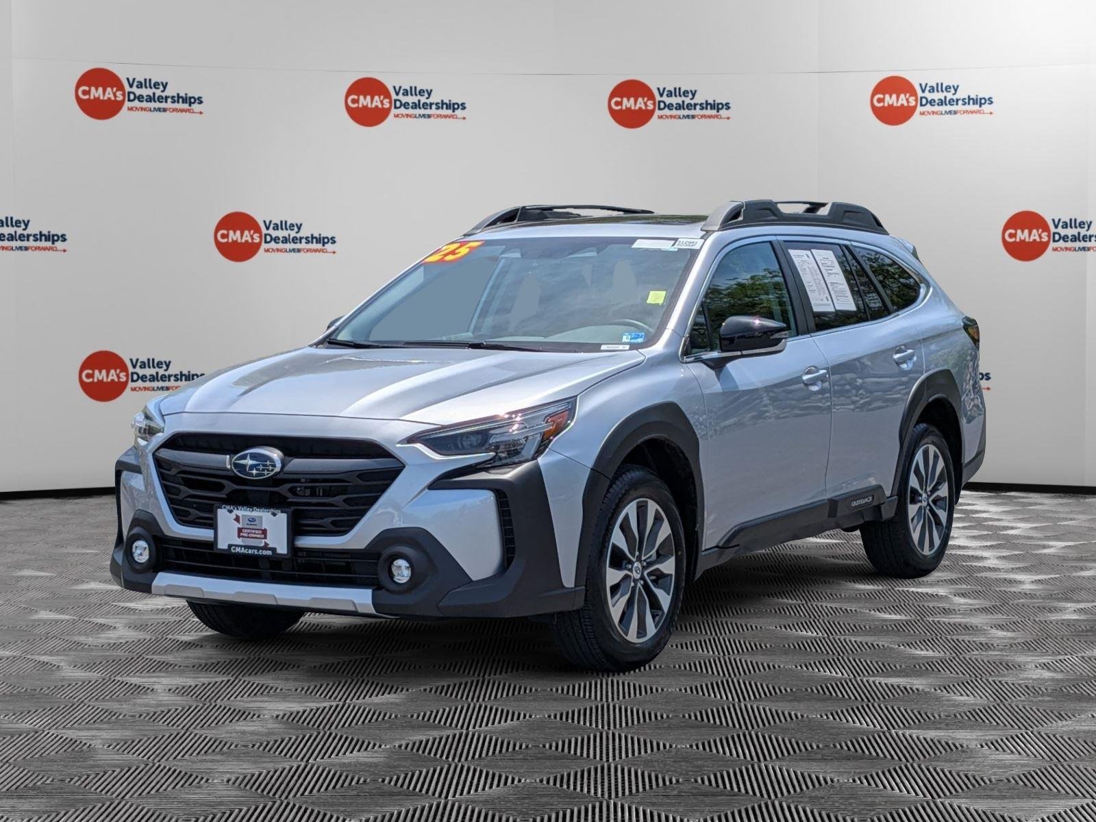 2025 Subaru Outback Limited's photo