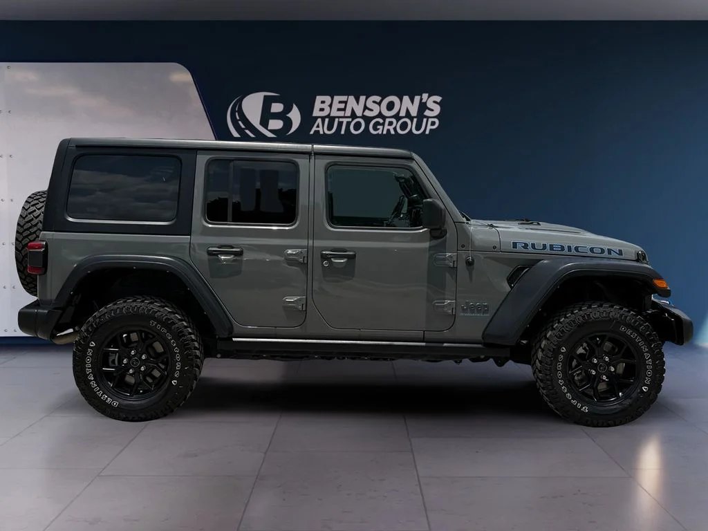 Used 2023 Gray Jeep Rubicon 4xe image 6