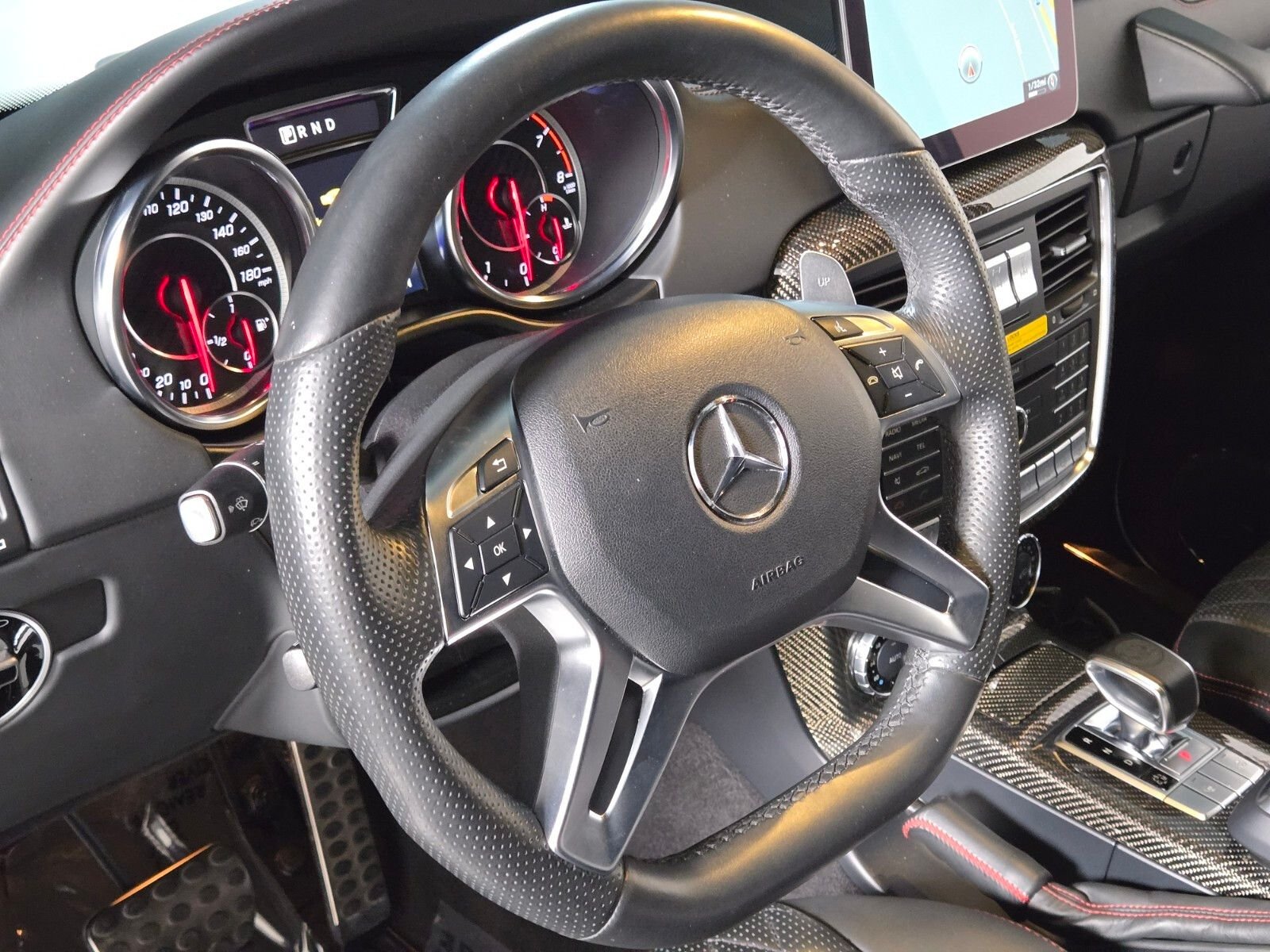 Used 2018 Polar White Mercedes-Benz G 63 AMG® image 24