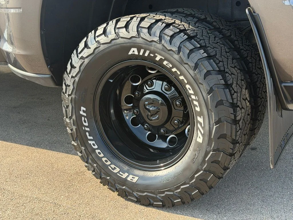 Used 2023 Gray Ram Laramie image 27