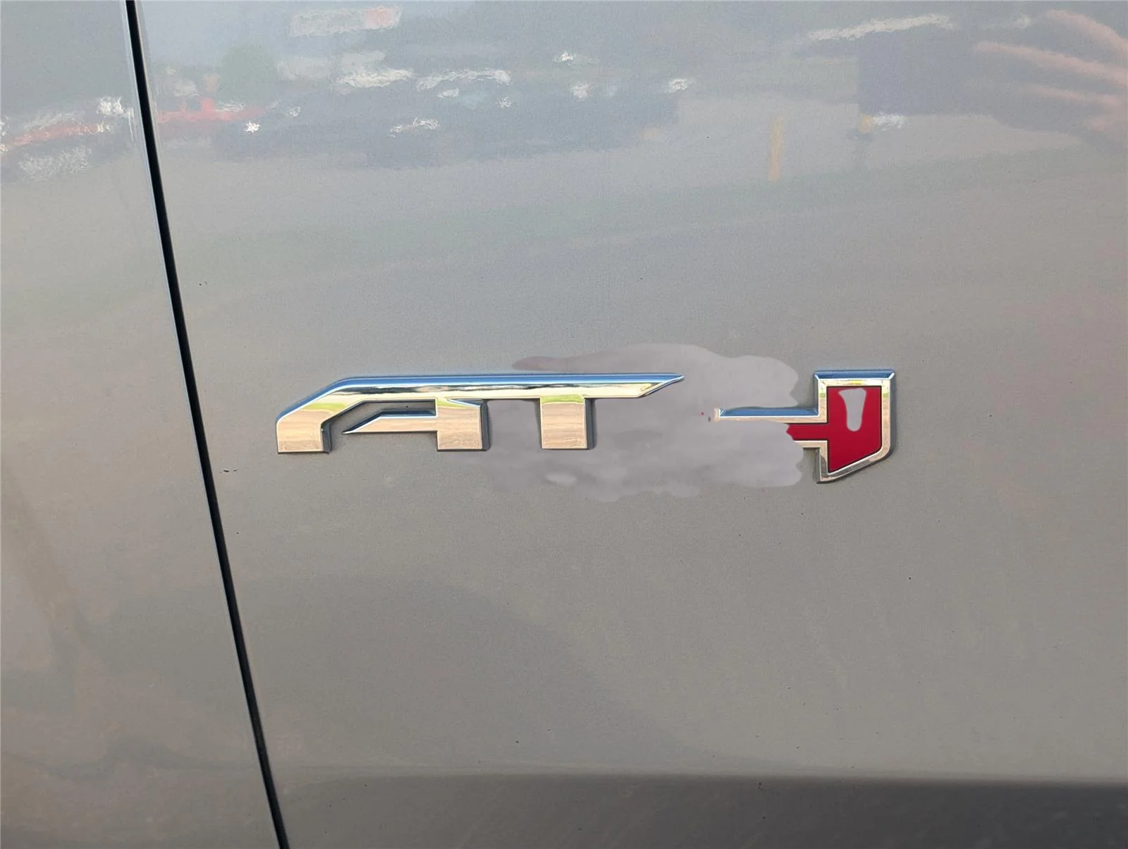 Used 2023 Sterling Metallic GMC AT4 image 40