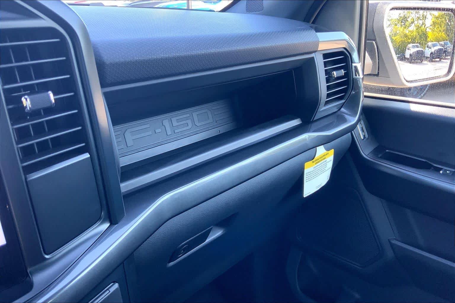 Used 2025 Oxford White Ford STX image 33