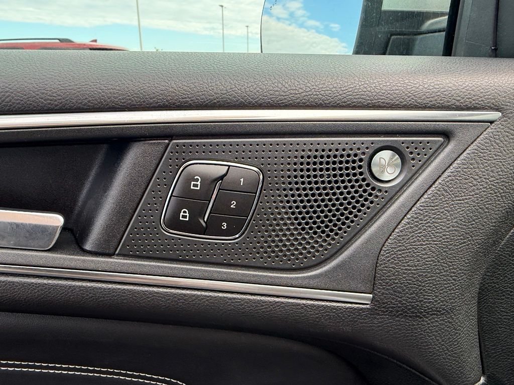 Used 2023 Silver Ford Titanium image 8