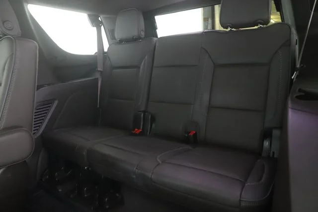 Used 2024 White GMC Denali image 31