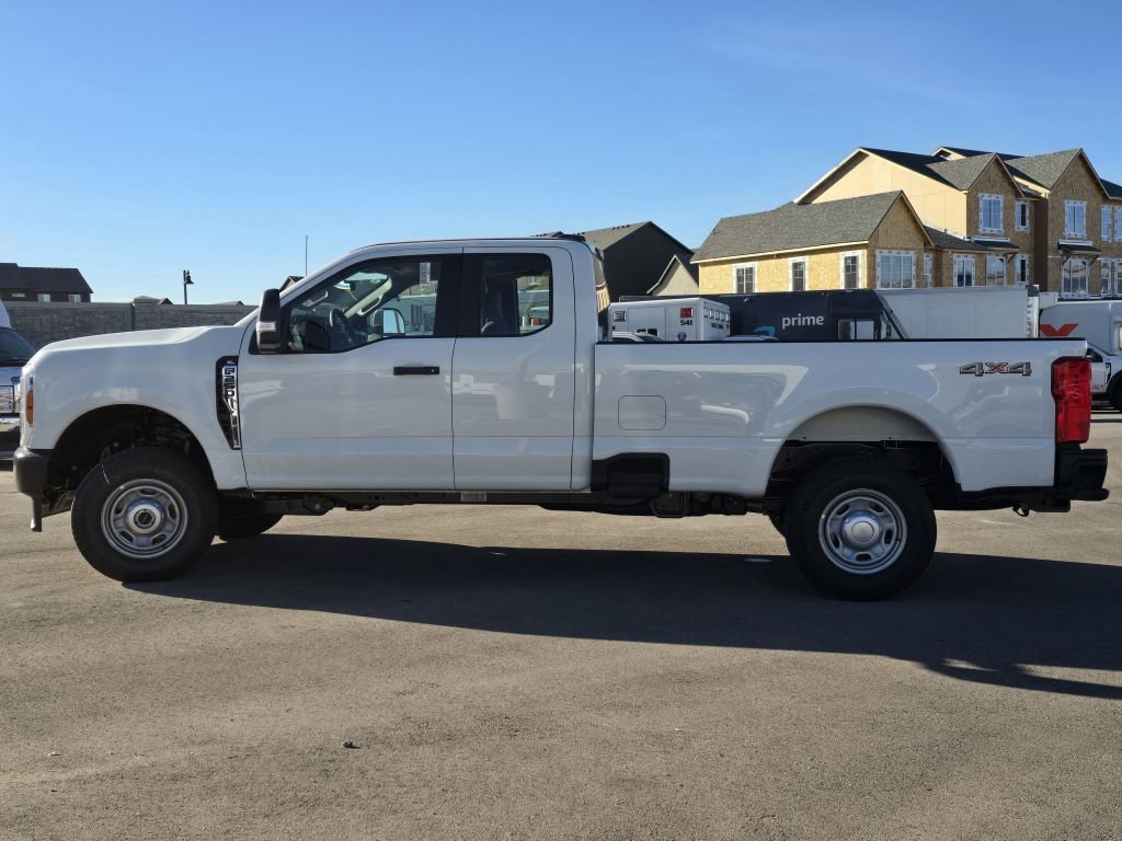 New 2026 Oxford White Ford XL image 19