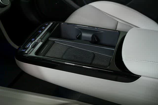 New 2026 Creamy White Pearl Hyundai Limited image 27