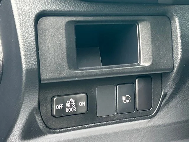 Used 2019 Gray Toyota SR5 image 22