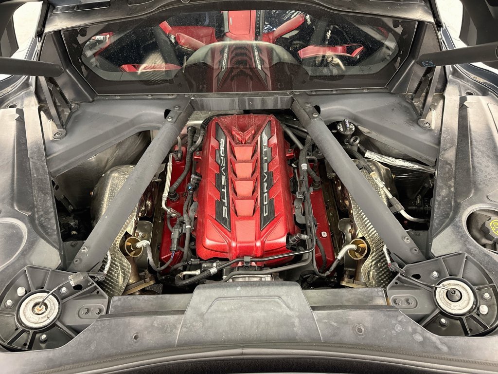 Used 2020 Gray Chevrolet Stingray image 28