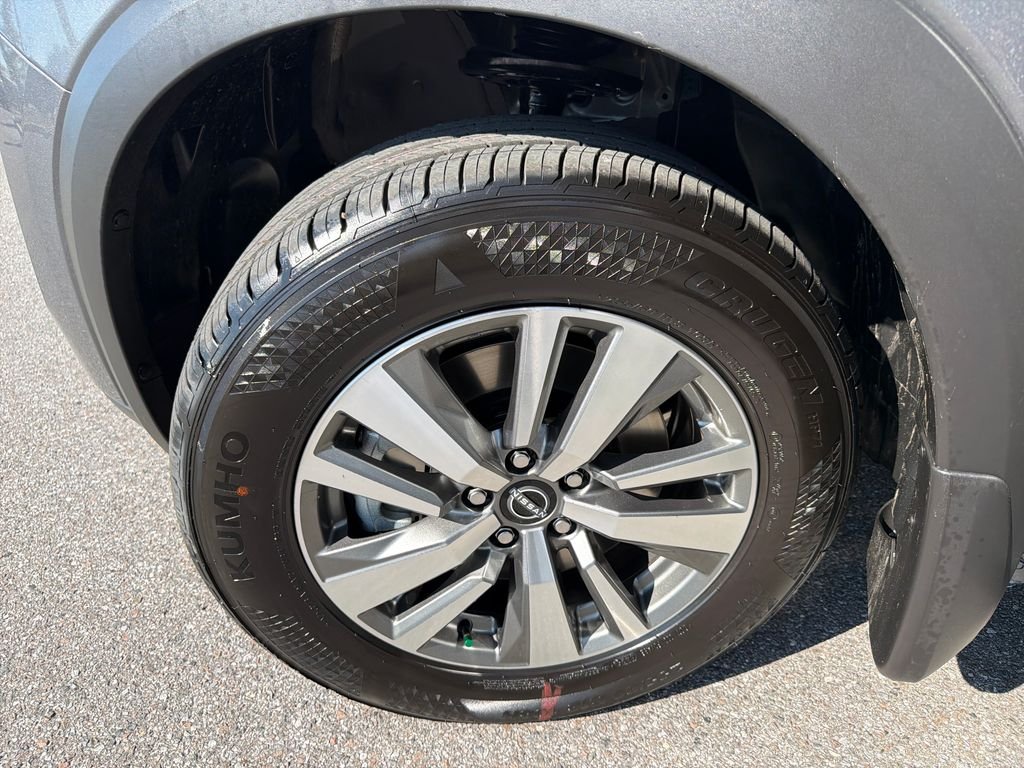 New 2026 Nissan Pathfinder SL 4D Sport Utility