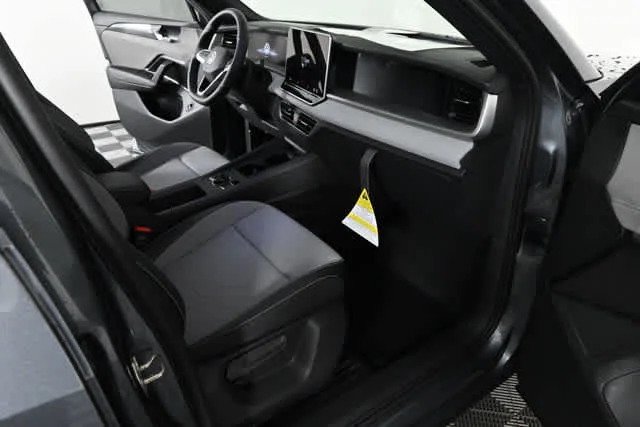 New 2026 Platinum Gray Metallic Volkswagen SE R-Line Black image 14