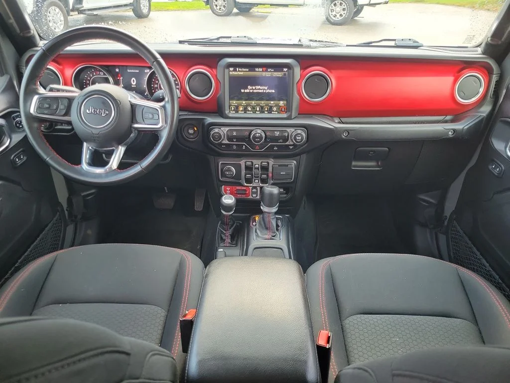 Used 2022 Gray Jeep Rubicon image 10