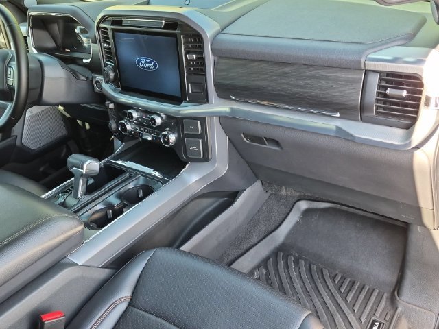 Used 2025 Black Metallic Ford Lariat image 21