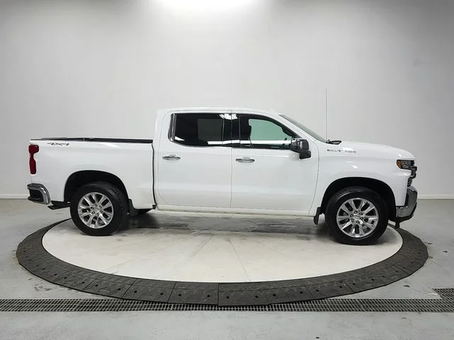 Used 2021 White Chevrolet LTZ image 8