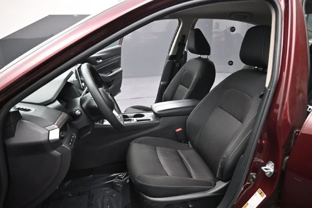 Used 2025 Red Nissan 2.5 SV image 15