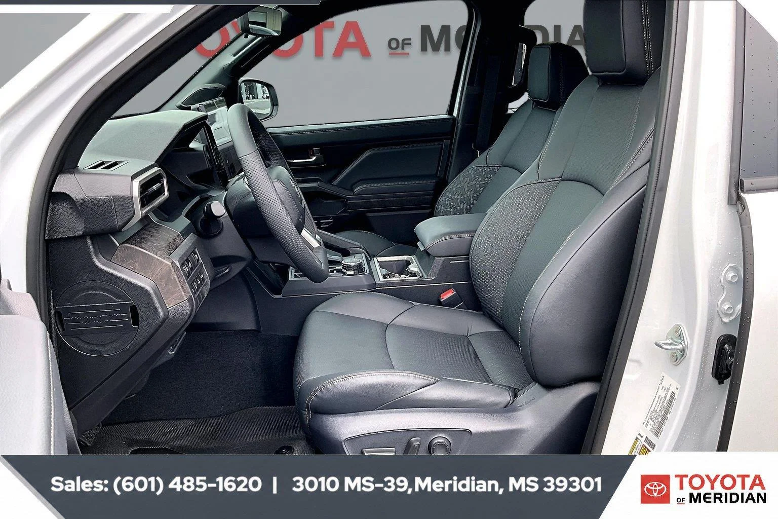 Used 2026 Wind Chill Pearl Toyota Limited HV image 18