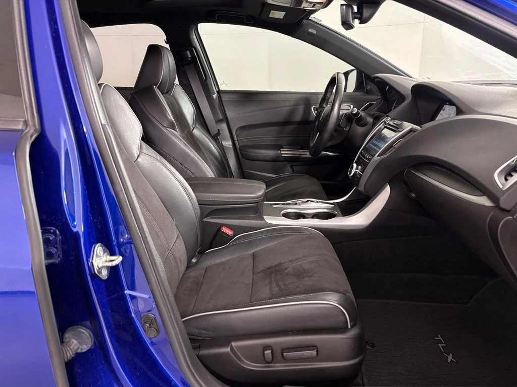 Used 2018 Blue Acura 3.5L V6 image 39
