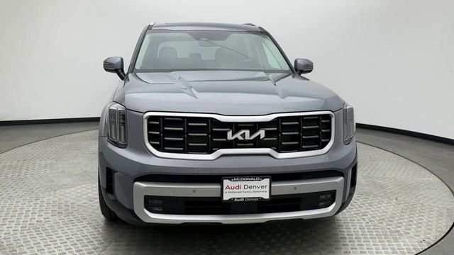Used 2025 Silver Kia SX image 3