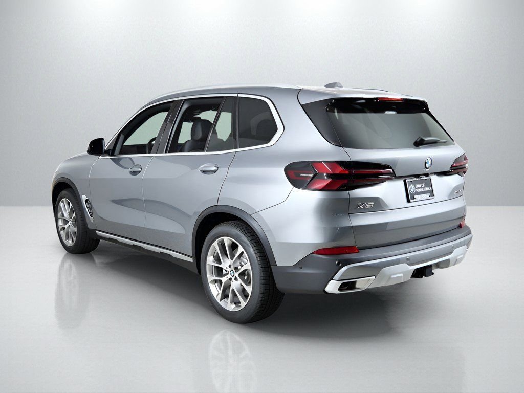 Certified Used 2026 Skyscraper Grey Metallic BMW xDrive40i image 17