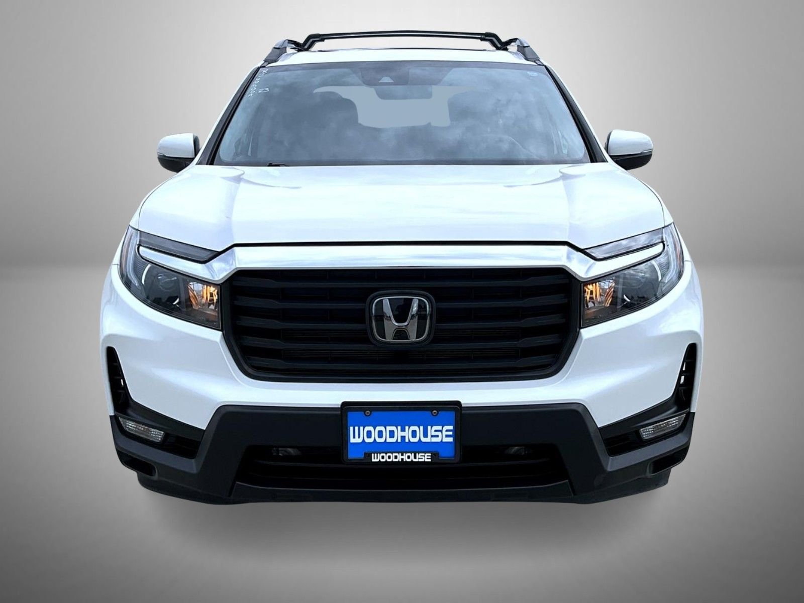Used 2023 White Honda RTL image 2