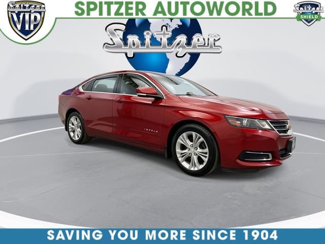 Used 2015 RED ROCK METALLIC Chevrolet LT image 3