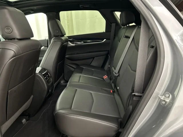 Used 2024 Silver Cadillac Premium Luxury image 27