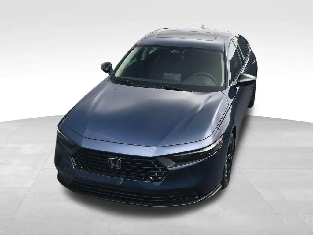 Used 2025  Honda SE image 33