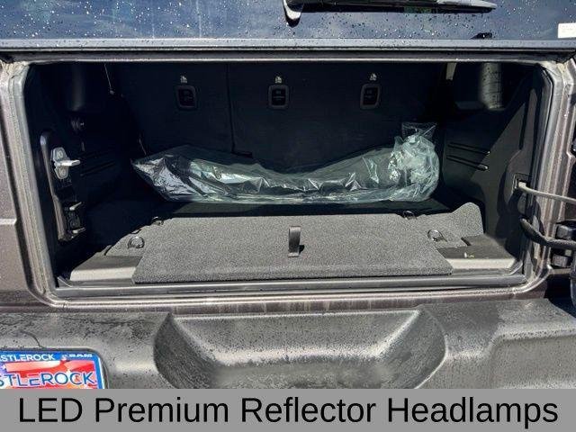 New 2026 Granite Crystal Metallic Clear-Coat Exterior Paint Jeep Sport S image 22