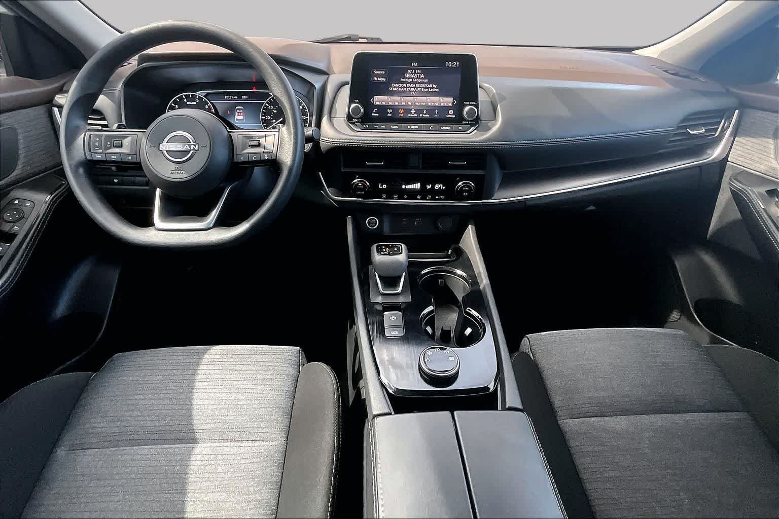 Used 2023 Pearl White Tricoat Nissan SV image 15