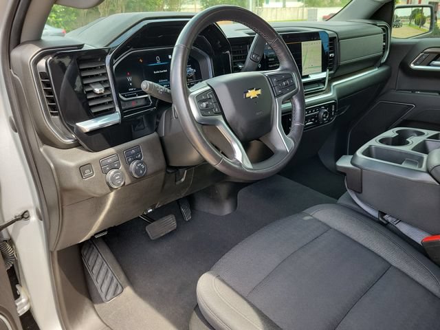 2022 Chevrolet Silverado 1500 LT - Photo 19