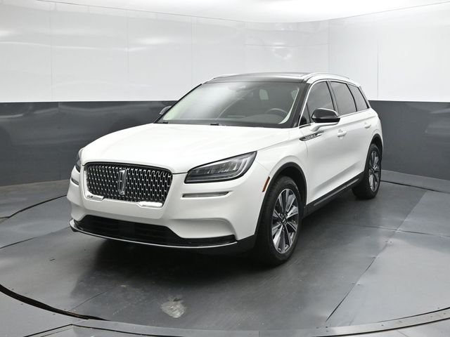 Used 2021 White Lincoln Reserve image 1