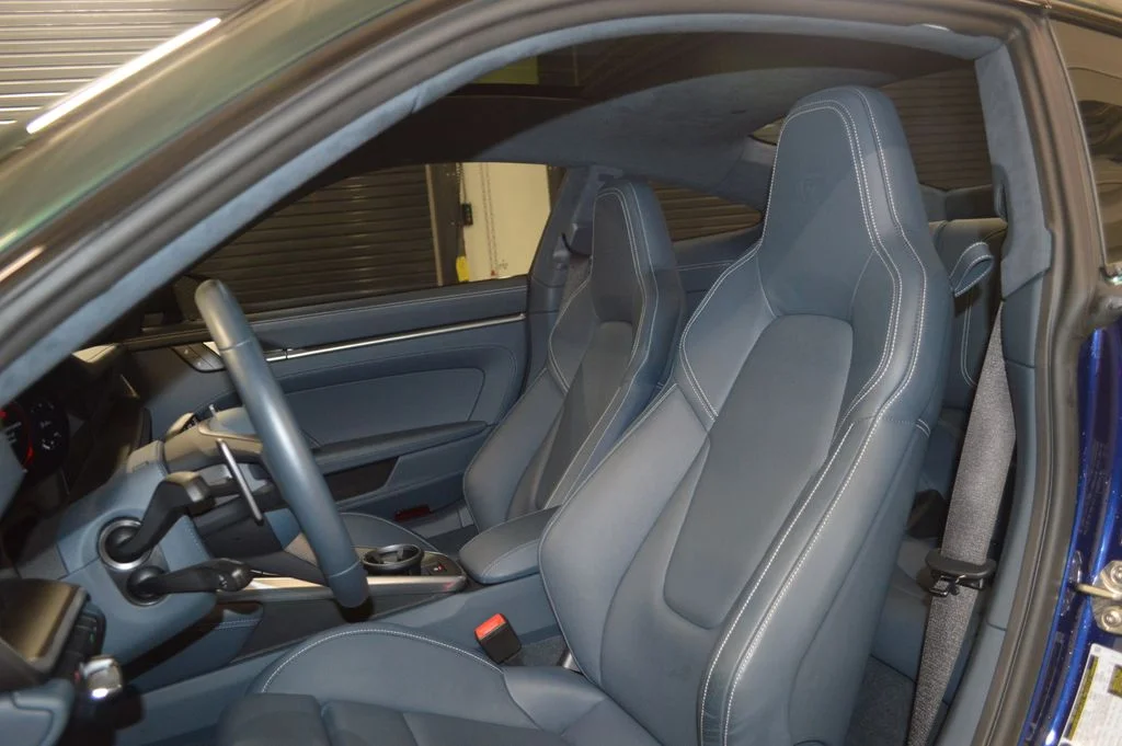 Used 2025 Gentian Blue Metallic Porsche Turbo S image 5