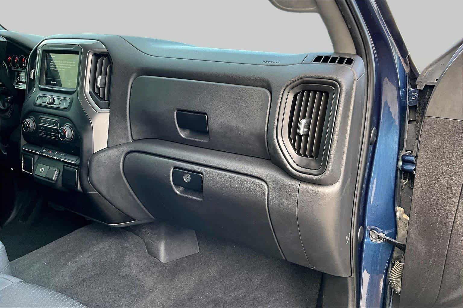 Used 2019 Northsky Blue Metallic Chevrolet Custom image 15
