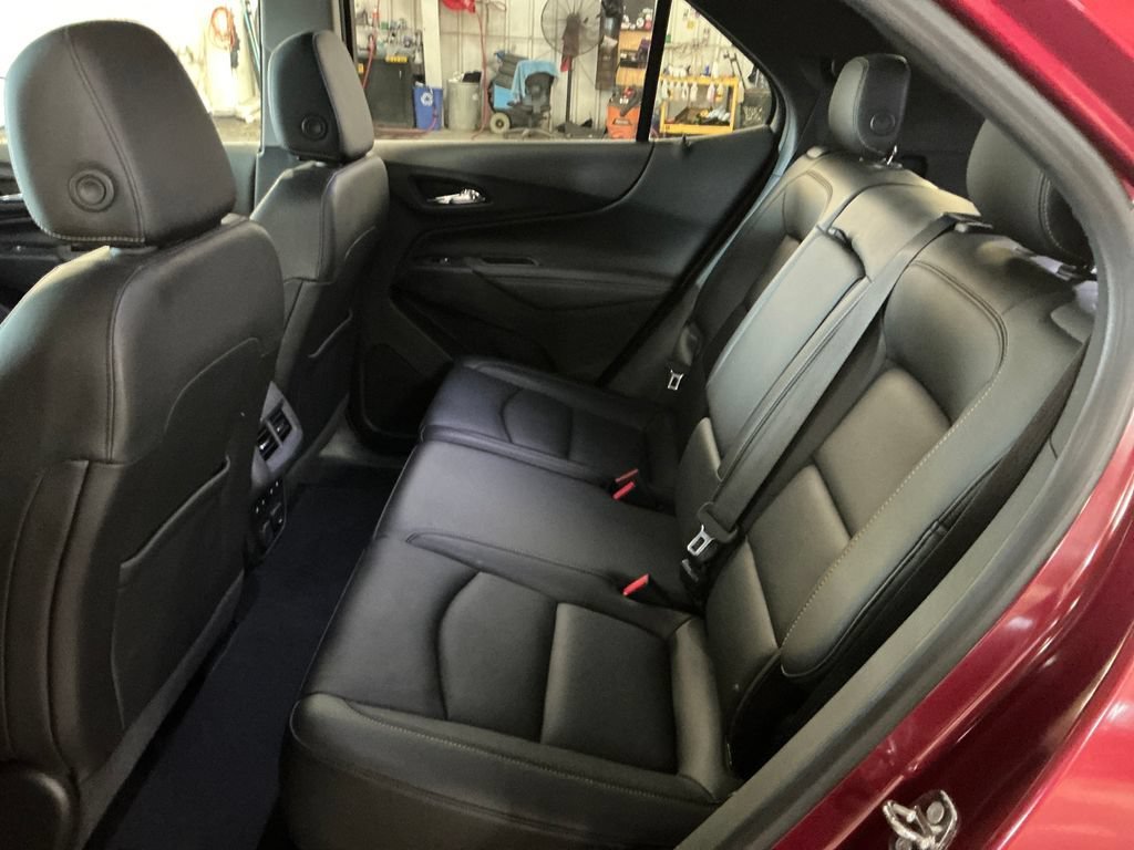 Used 2018 CAJUN RED TINTCOAT Chevrolet Premier image 27