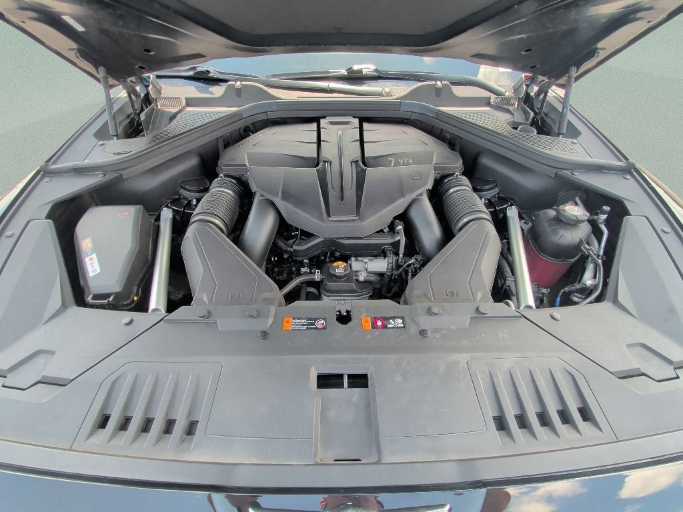 2024 GENESIS GV80 Standard - Photo 9