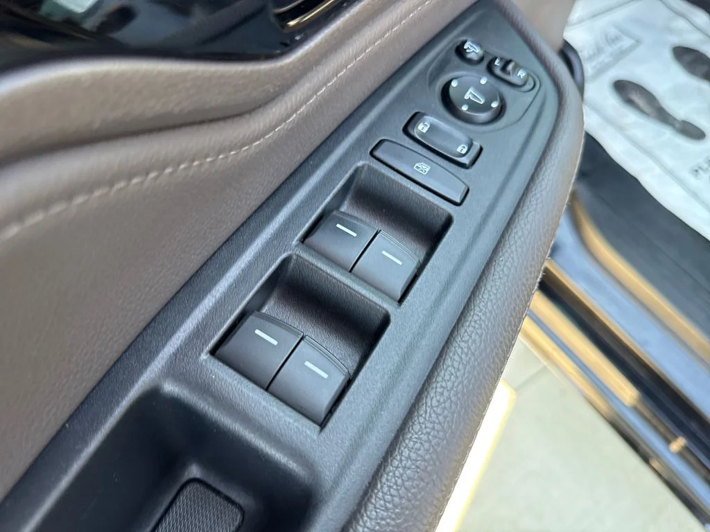 Certified Used 2018 Black Honda Elite image 11