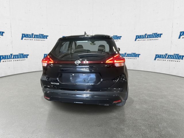 Certified Used 2025 Super Black Nissan S image 10