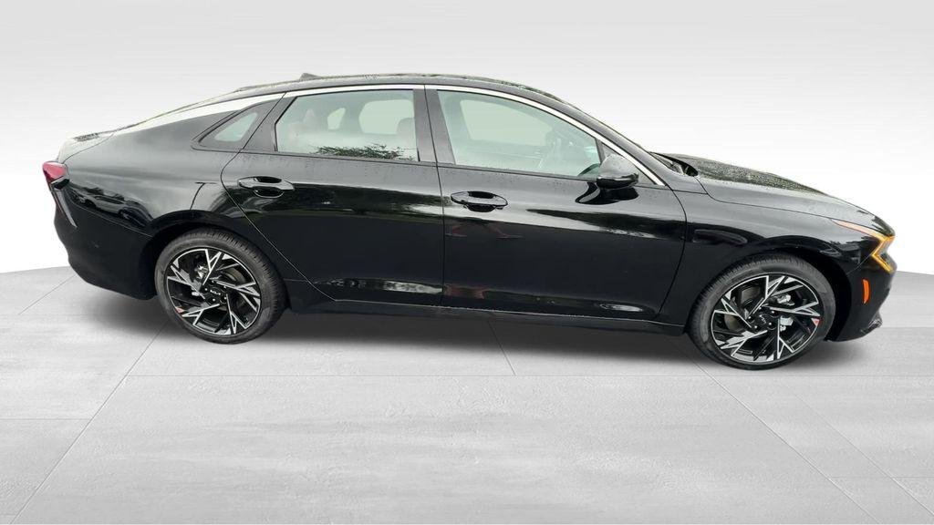 New 2026 Aurora Black Pearl Kia GT-Line AWD image 7