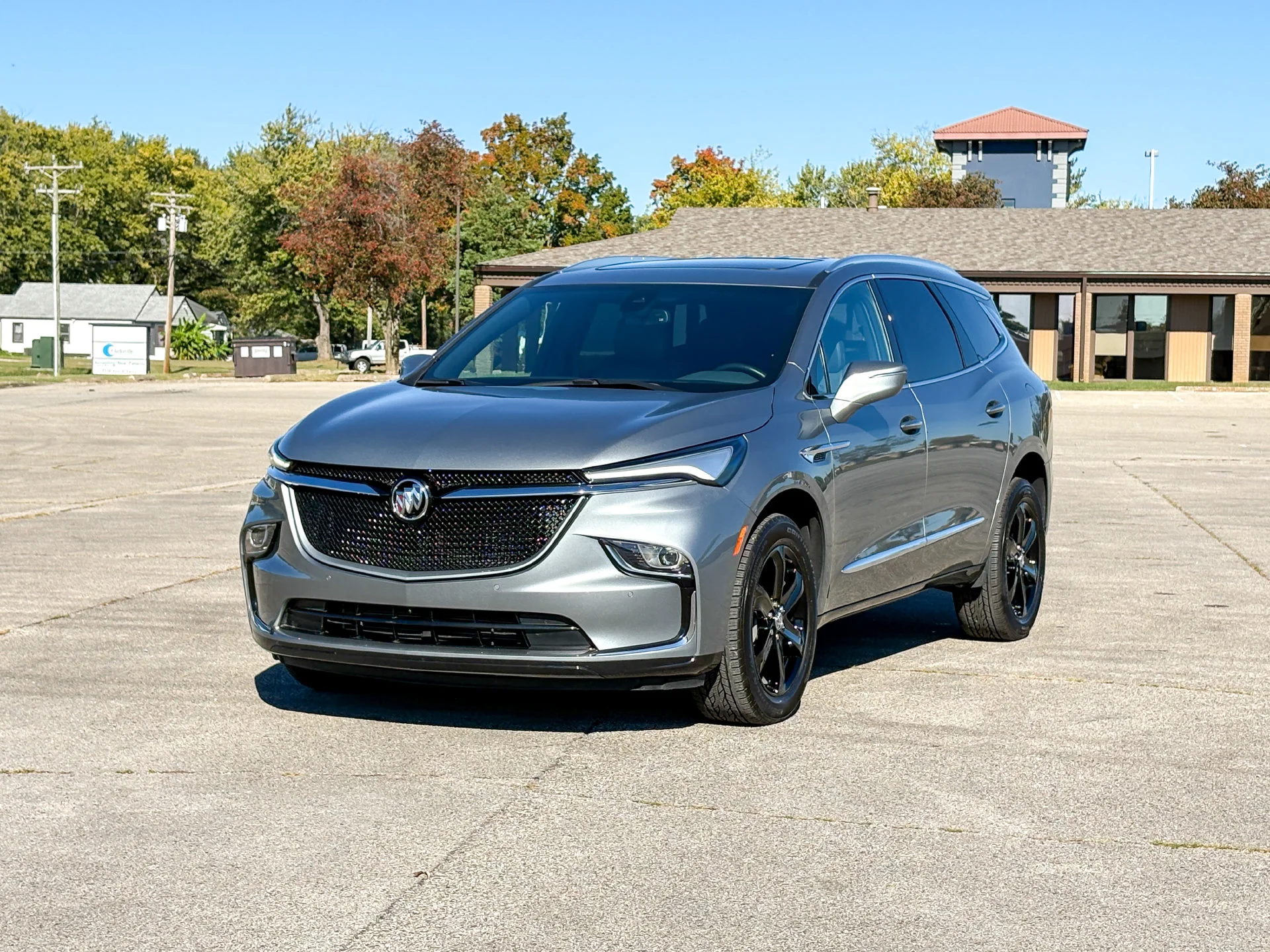 Used 2024 Gray Buick Essence image 4