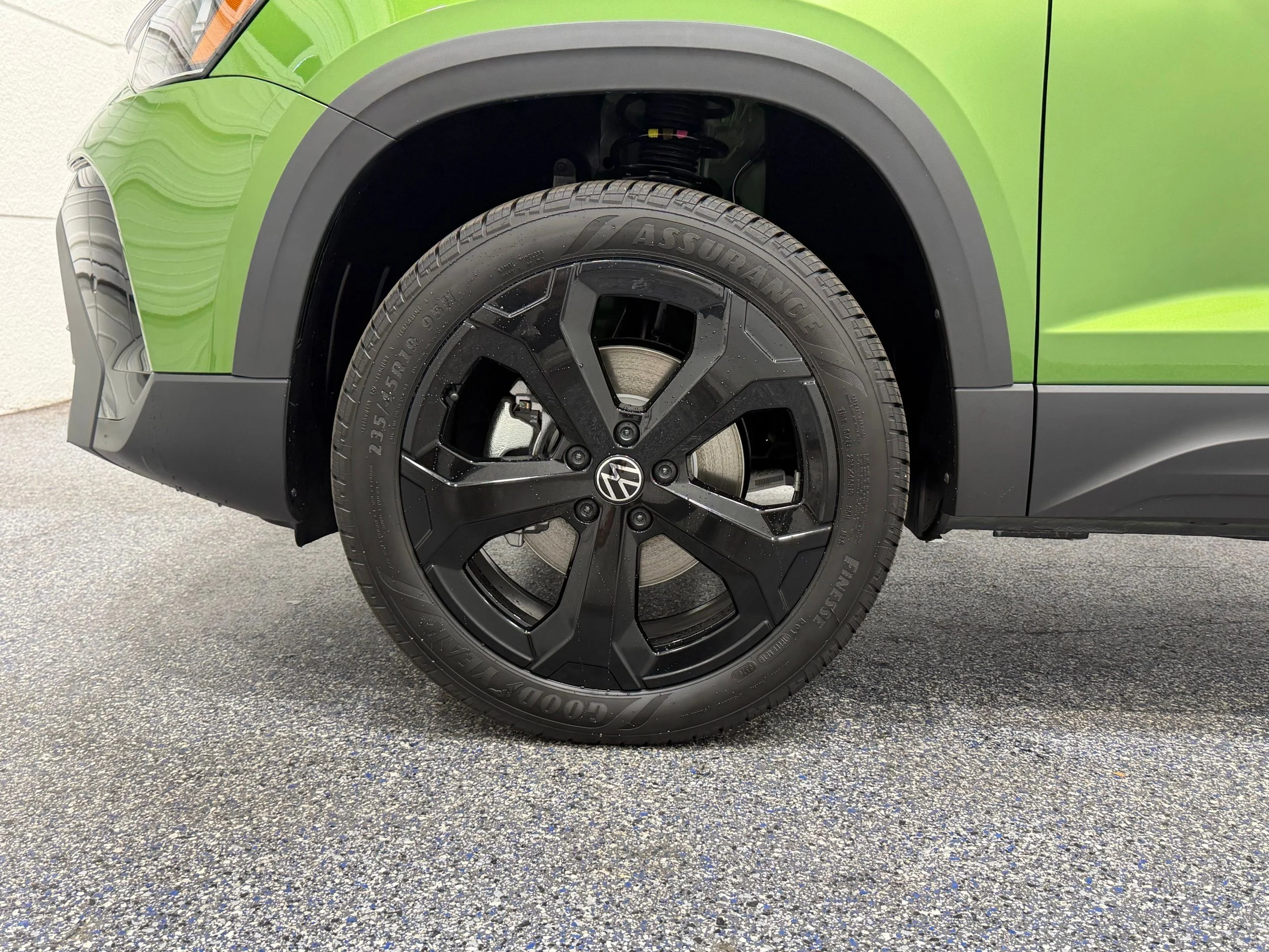 New 2026 Green Volkswagen 1.5T SE Black image 11