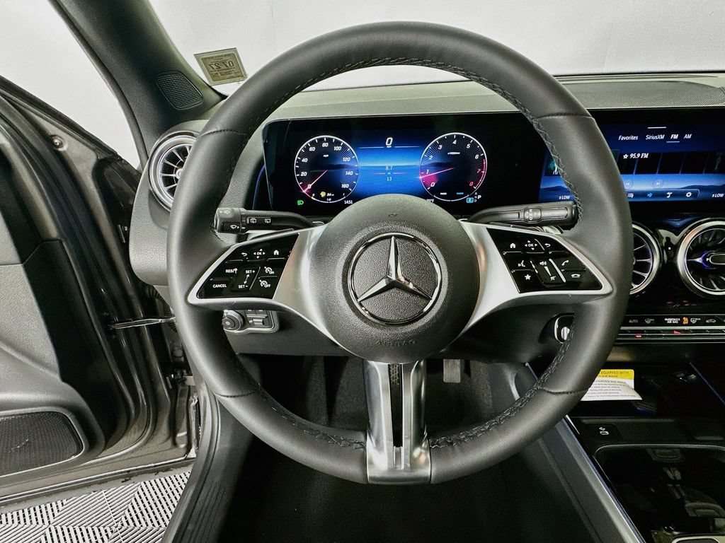 New 2026 Mountain Grey Metallic Mercedes-Benz GLB 250 image 41