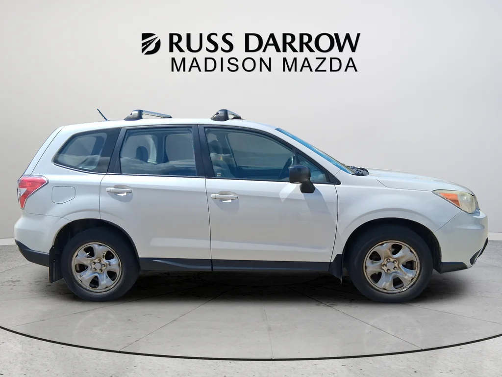 Used 2014 White Subaru 2.5i image 6