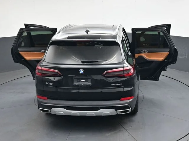 Used 2023 Black BMW xDrive40i image 40