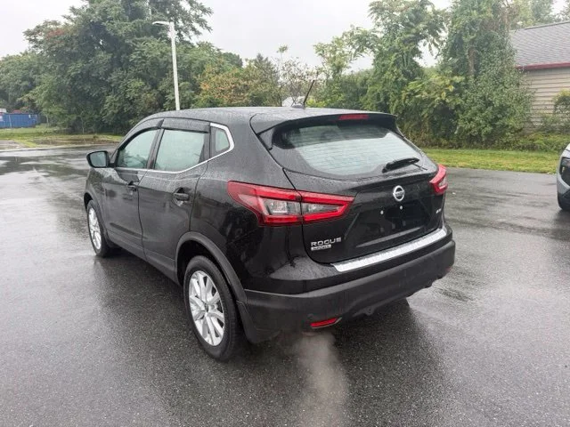 Used 2022 Magnetic Black Pearl Nissan S image 7