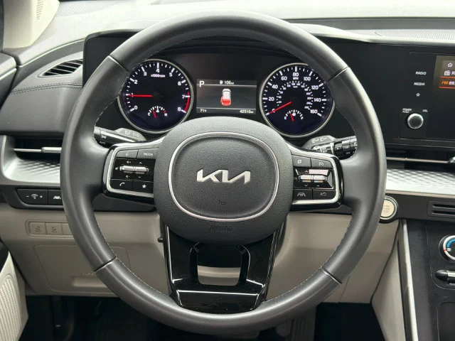 Used 2024 Black Kia LX Seat Package image 21