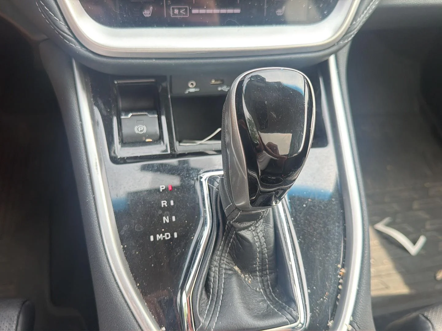 Used 2021 Magnetite Gray Metallic Subaru Limited image 16