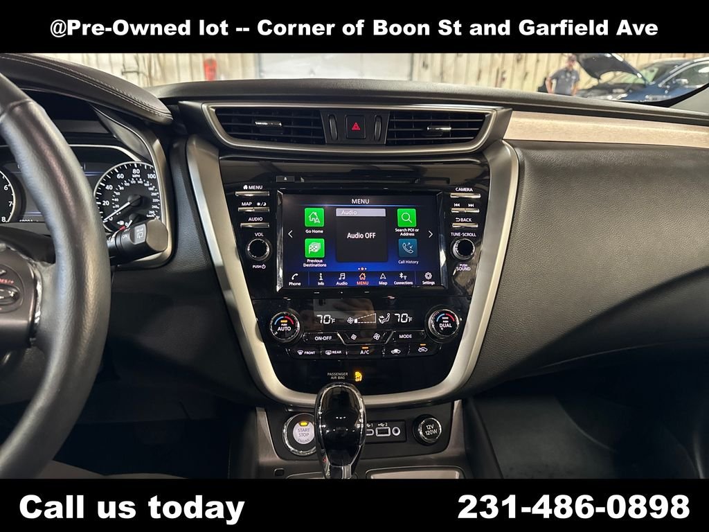 Used 2020 Blue Nissan SL image 19