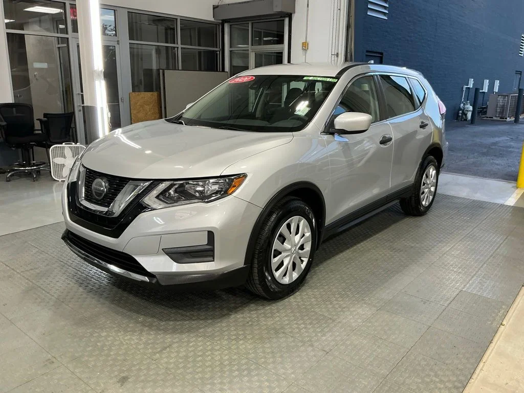 Used 2020 Nissan Rogue S with VIN 5N1AT2MT6LC777681 for sale in Gallatin, TN
