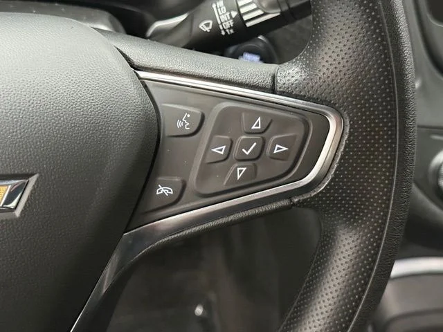 Used 2025 Gray Chevrolet LT image 15